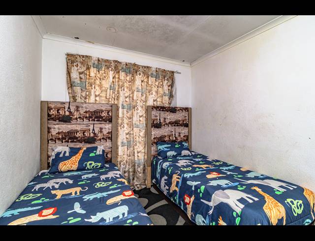 2 BEDROOM HOUSE FOR SALE IN CRESSLAWN